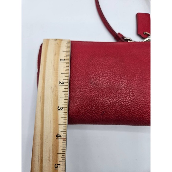 Coach Women's Red Wristlet Wallet Leather Logo Flaws AS IS - Picture 4 of 12